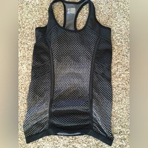 Athleta Ruched black and white sports tank top